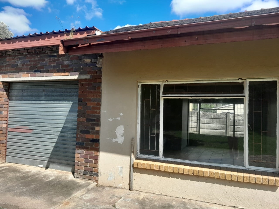 6 Bedroom Property for Sale in Bodorp North West